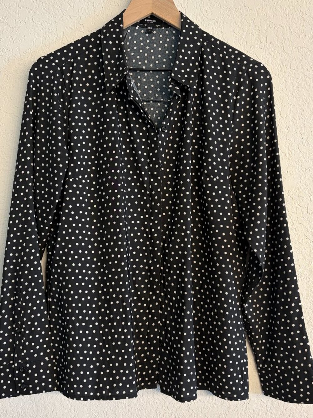 Express Portofino Shirt Size M Black White Polka Dot Blouse